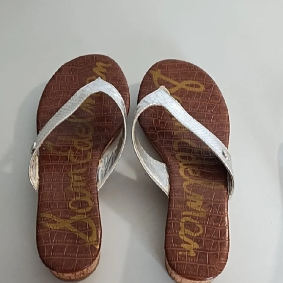 Silver a Sandals with Cork Low Platform Rubber Sole Flip Flops - Picture 5 of 16